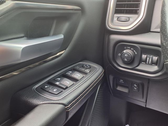 2019 Ram 1500 Rebel photo 14