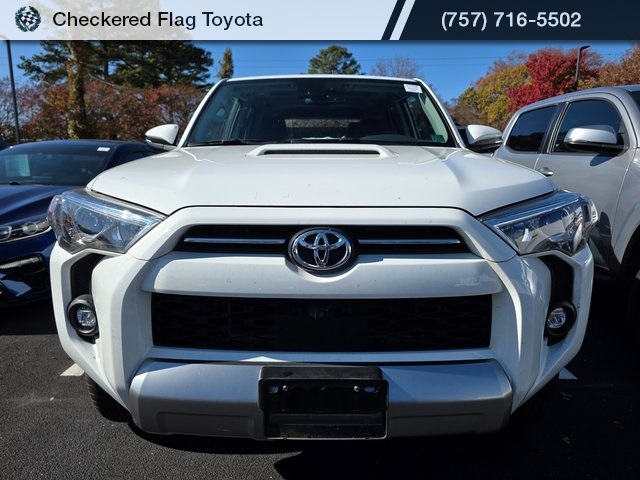 2022 Toyota 4Runner TRD Off-Road Premium photo 2