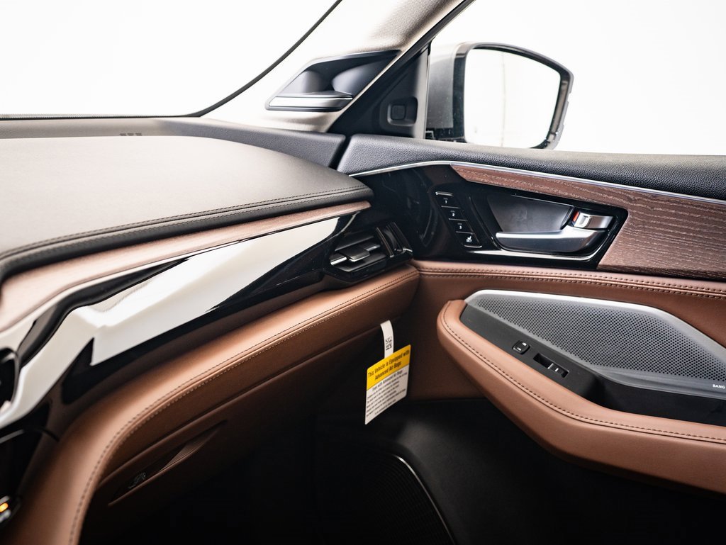 2026 Acura MDX SH-AWD Advance photo 32