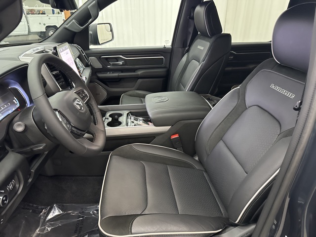 2026 Ram 1500 Laramie photo 4