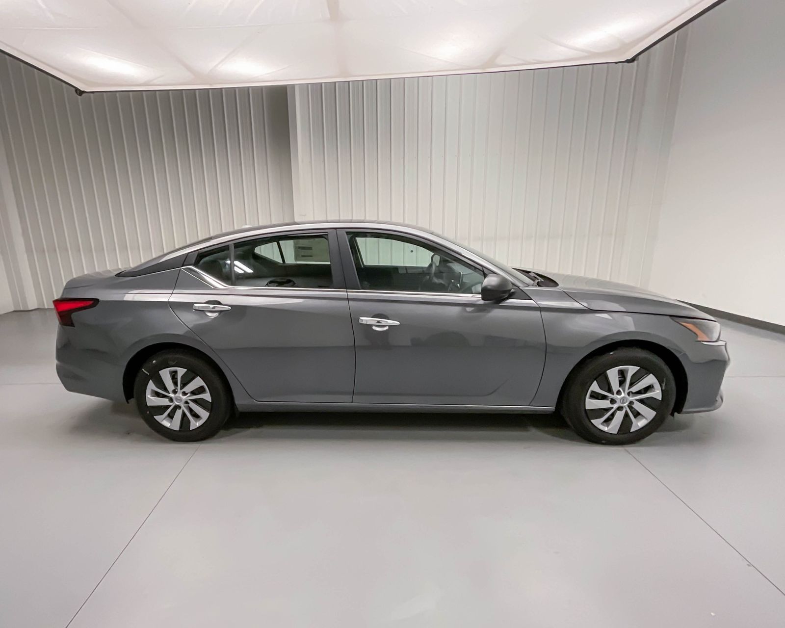2025 Nissan Altima 2.5 S photo 4