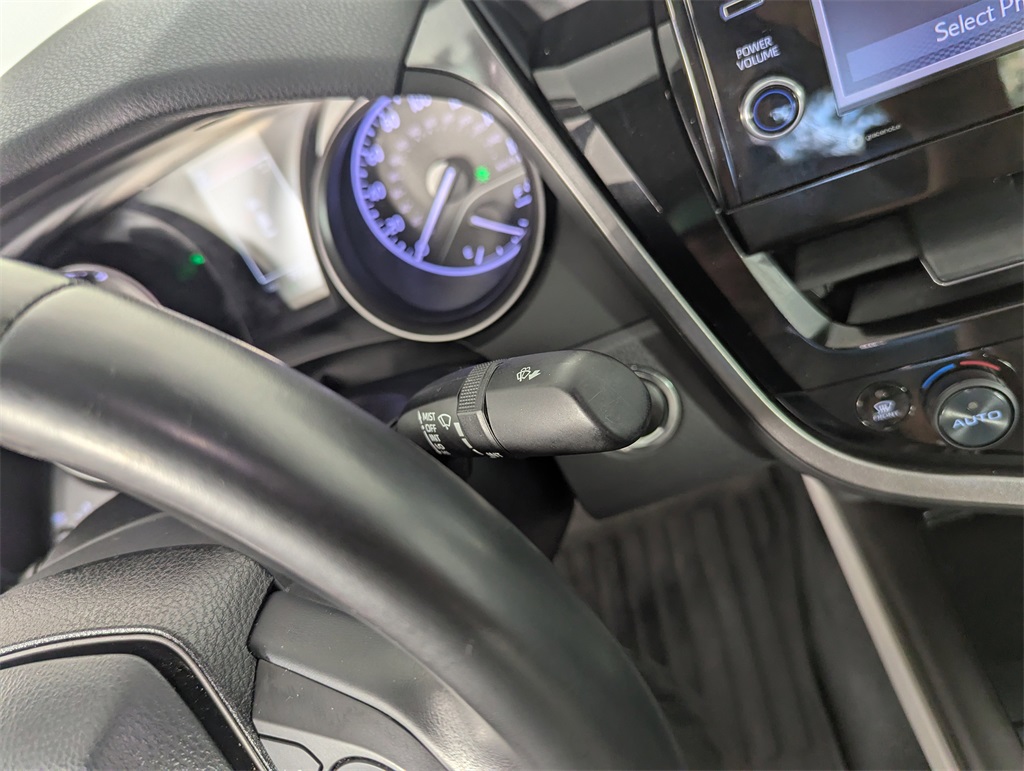2022 Toyota Camry SE photo 21