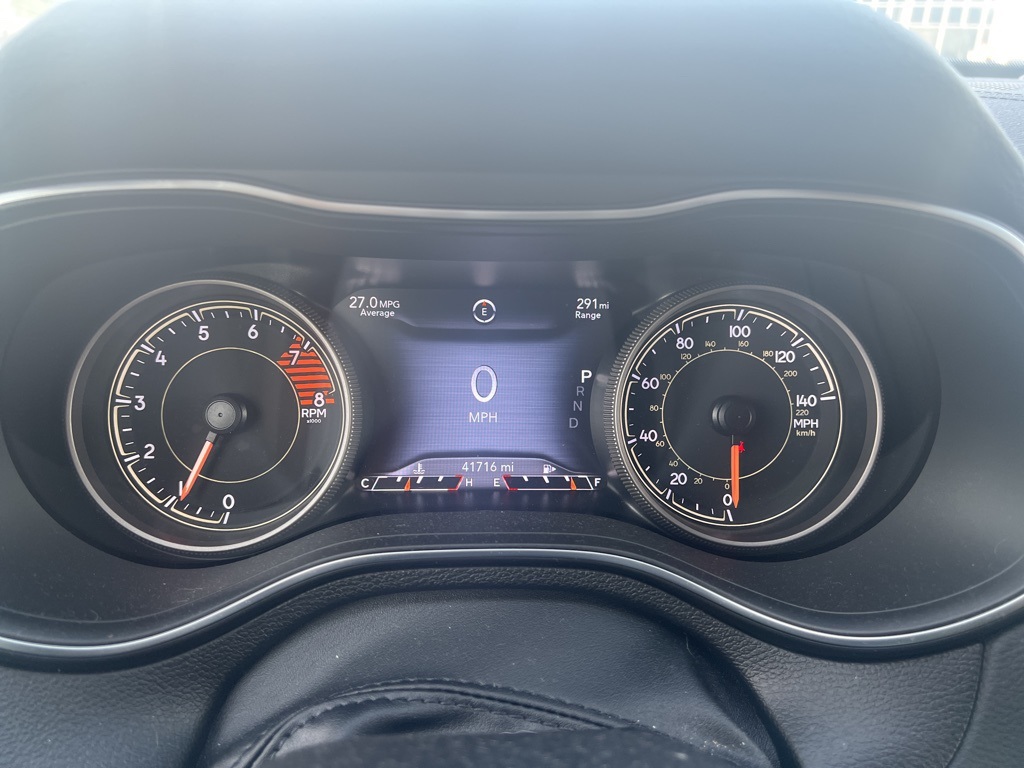 2019 Jeep Cherokee Limited photo 18