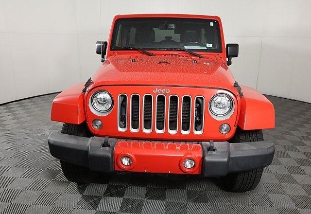 2017 Jeep Wrangler Unlimited Sahara photo 3