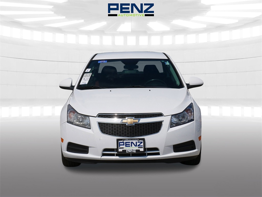 Used 2014 Chevrolet Cruze 1LT with VIN 1G1PC5SB6E7233115 for sale in Rochester, Minnesota