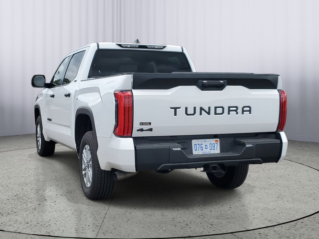 2025 Toyota Tundra SR5 photo 3