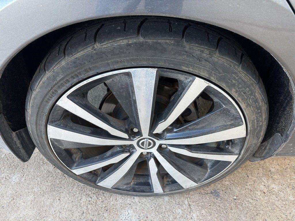2020 Nissan Altima 2.5 SR photo 12
