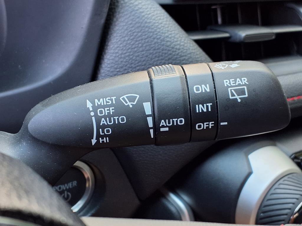 2024 Toyota RAV4 Prime SE photo 23