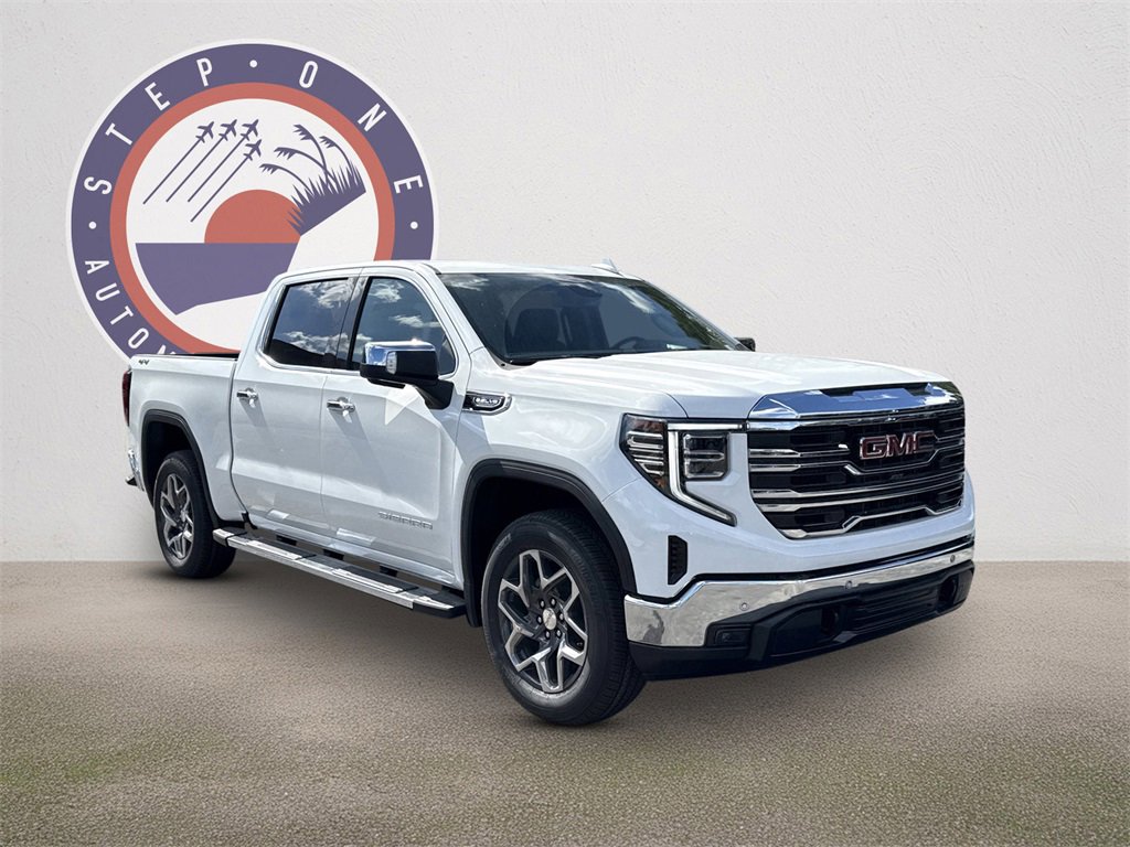 2026 GMC Sierra 1500 SLT's photo