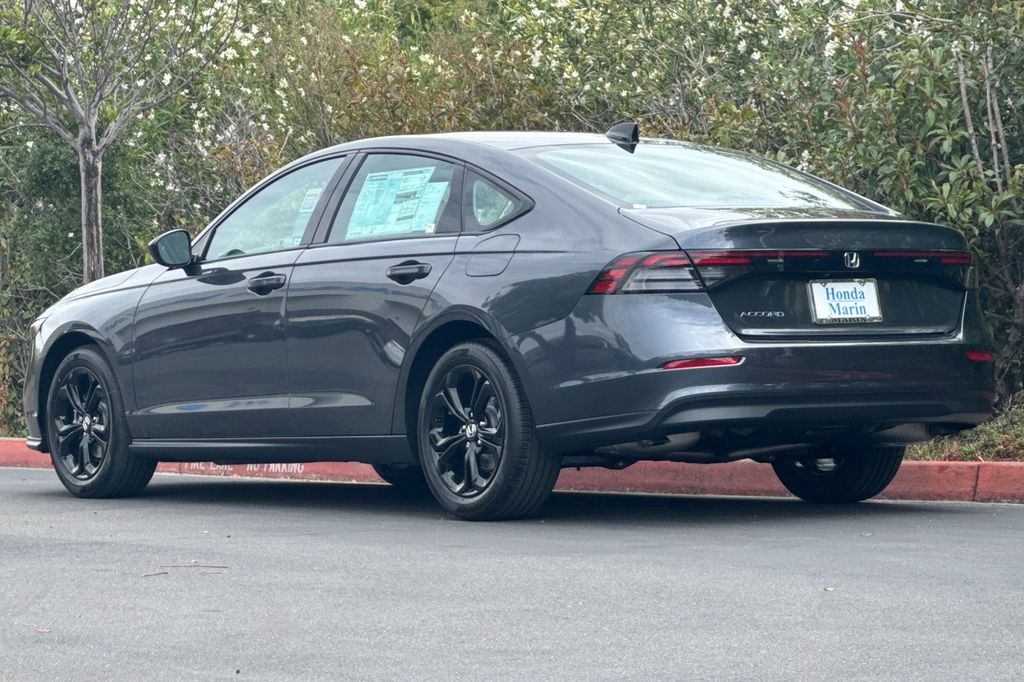 2025 Honda Accord 1.5T SE photo 5