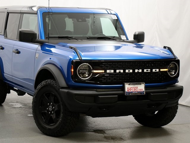 2025 Ford Bronco Big Bend photo 2