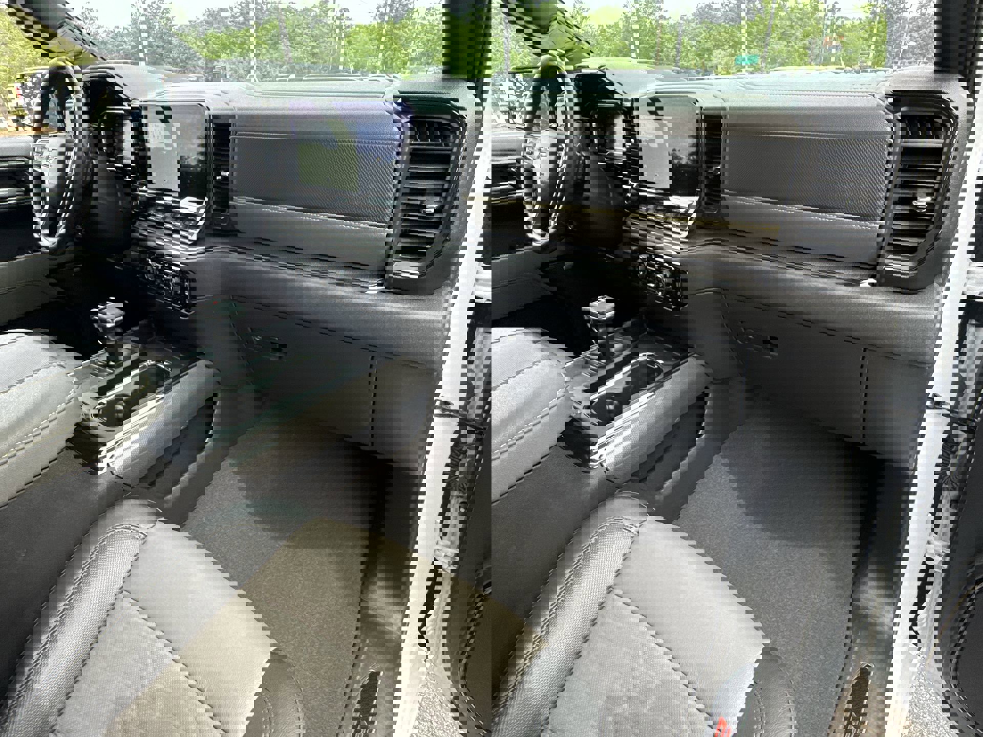 2024 Chevrolet Silverado 1500 ZR2 photo 28