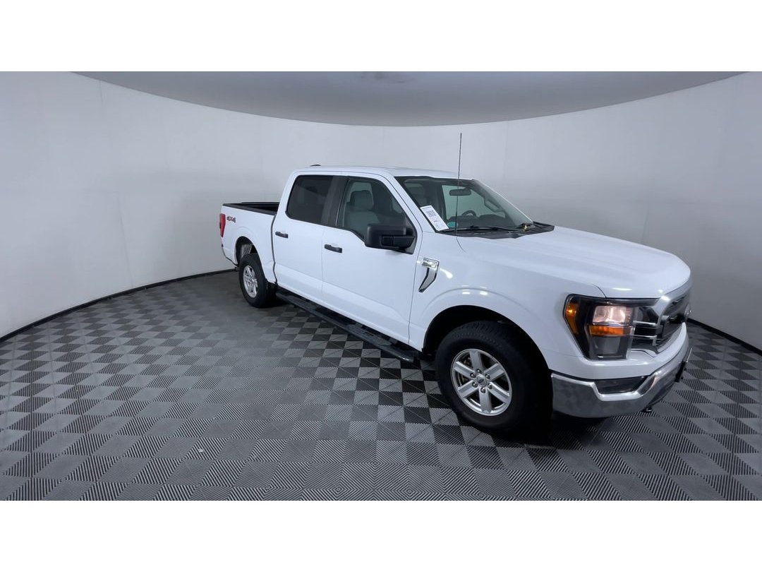 2023 Ford F-150 XLT photo 2