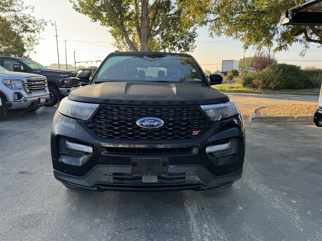 2021 Ford Explorer ST photo 2