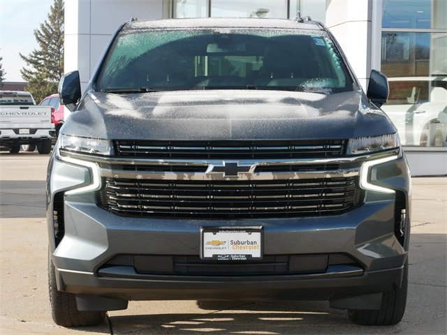 Used 2021 Chevrolet Suburban RST with VIN 1GNSKEKD0MR421452 for sale in Eden Prairie, Minnesota