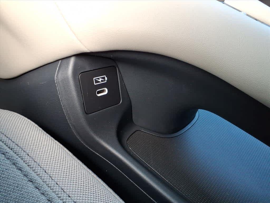 2026 Honda HR-V LX photo 10