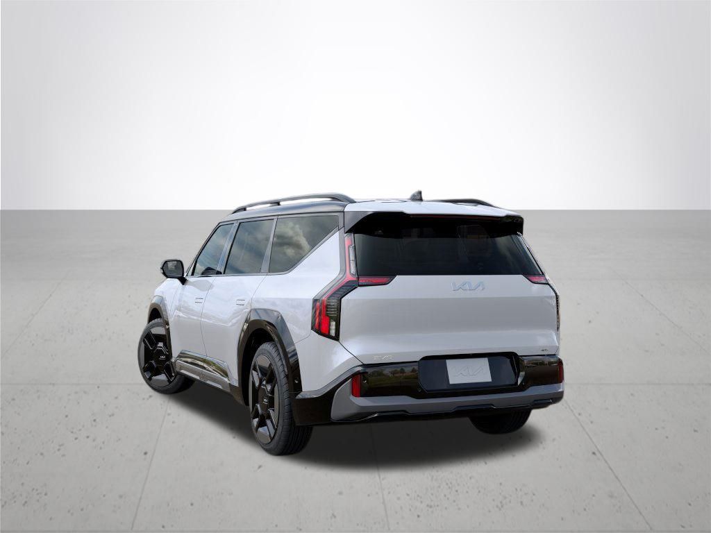 2026 Kia EV9 GT-Line photo 4