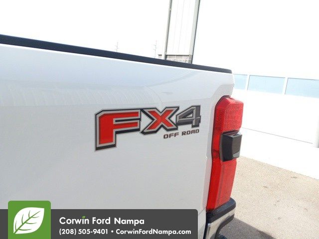 2025 Ford F-350 Lariat photo 26