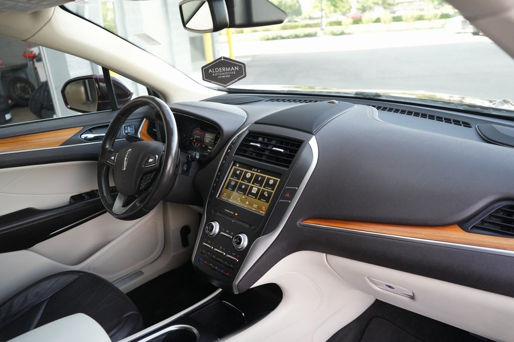 2016 Lincoln MKC Reserve photo 9