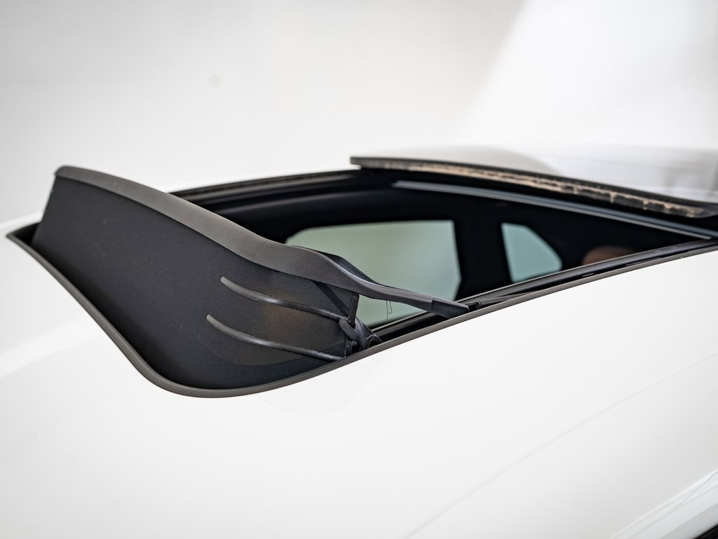 2024 Porsche Macan T photo 15