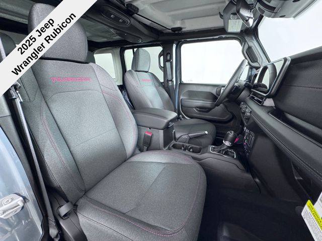 2025 Jeep Wrangler Rubicon photo 16