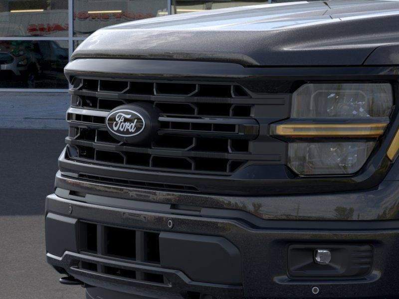 2025 Ford F-150 XLT photo 14