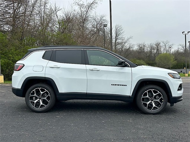 2025 Jeep Compass Limited photo 12