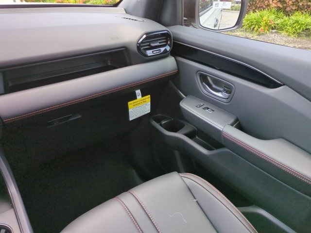 2025 Honda Pilot TrailSport photo 14