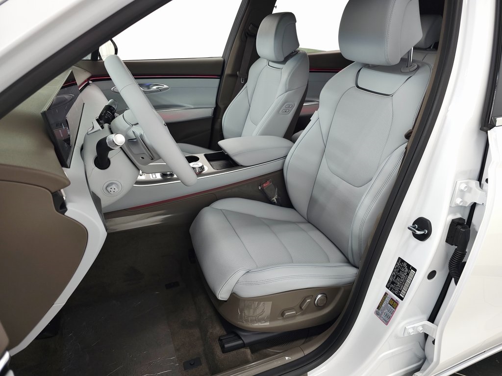 2026 Genesis GV70 2.5T Advanced photo 11