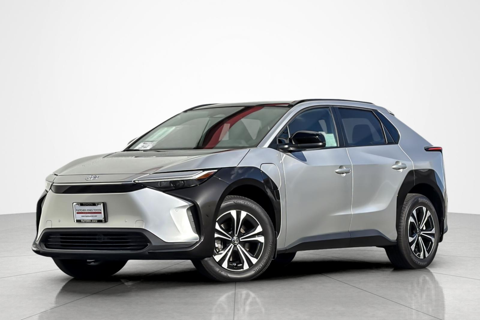 2024 Toyota bZ4X XLE's photo