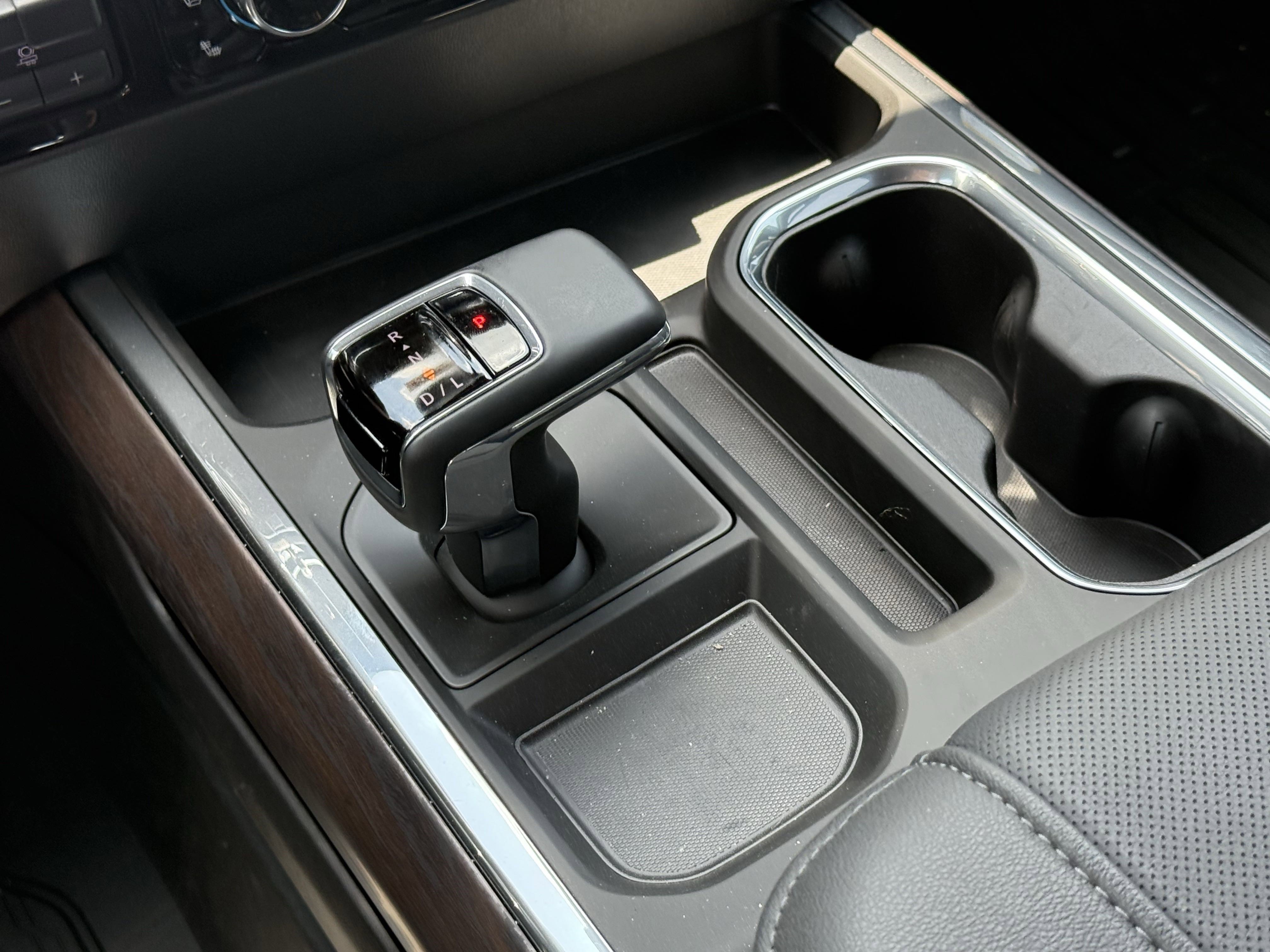 2025 Gmc Sierra 1500 SLT photo 6