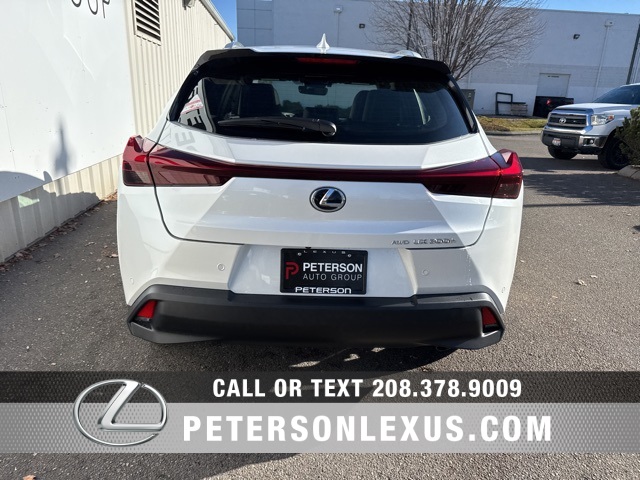 2025 Lexus UX Premium photo 2