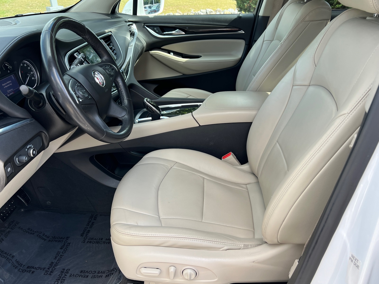 2020 Buick Enclave Essence photo 24