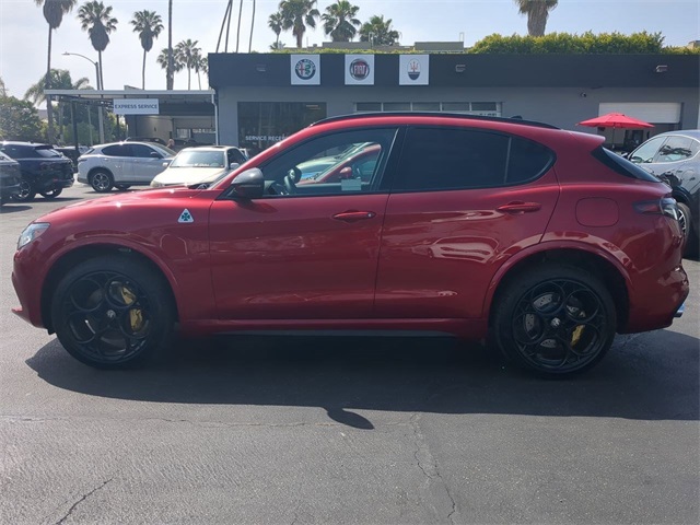 2024 Alfa Romeo Stelvio Quadrifoglio photo 4