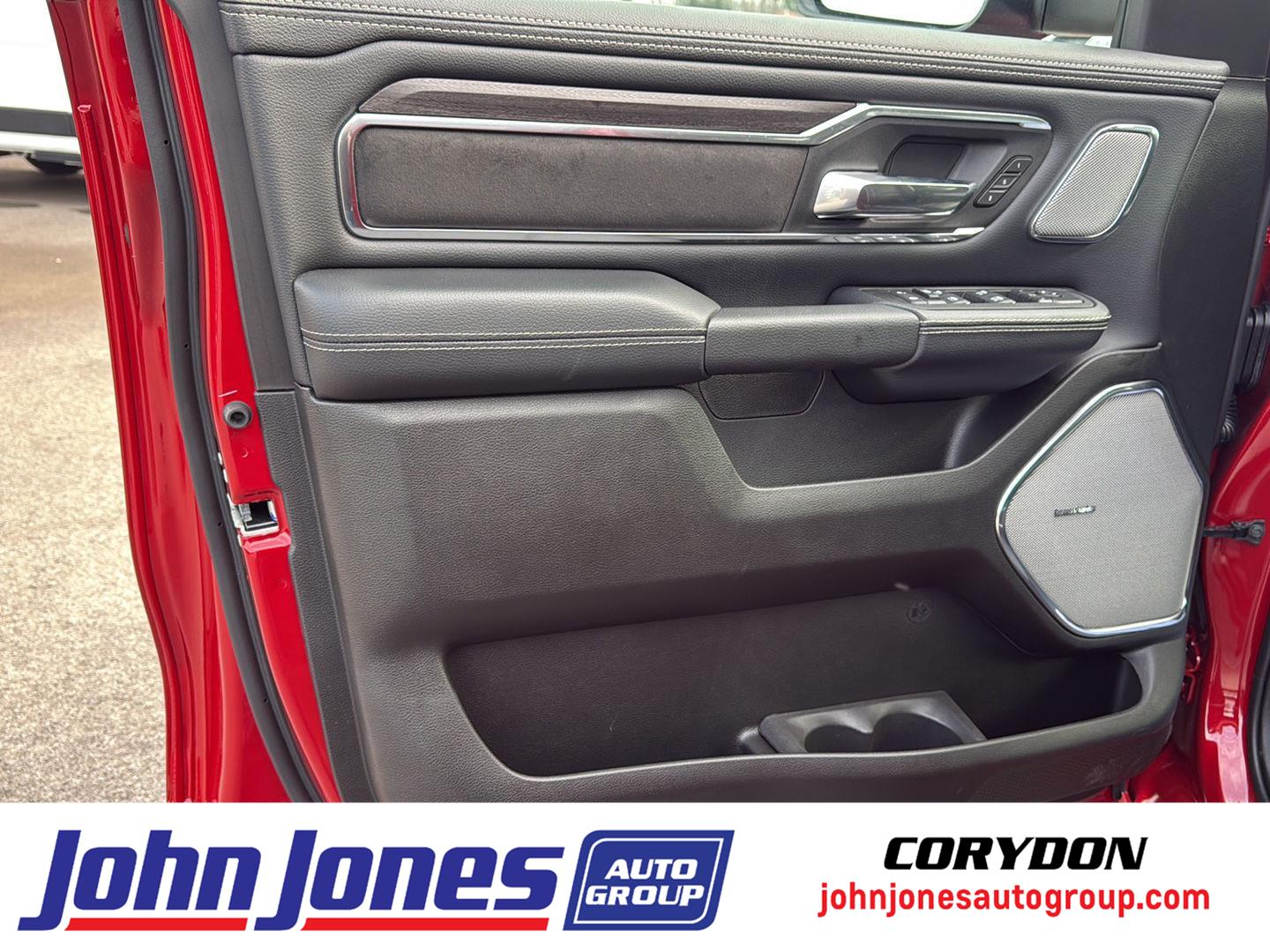 2026 RAM Ram 1500 Pickup Laramie's photo