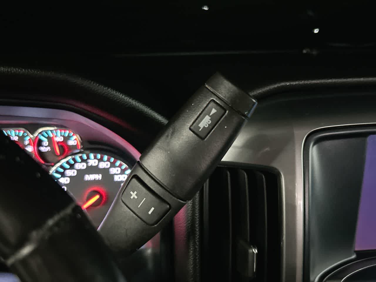 2017 Chevrolet Silverado 1500 LT photo 21