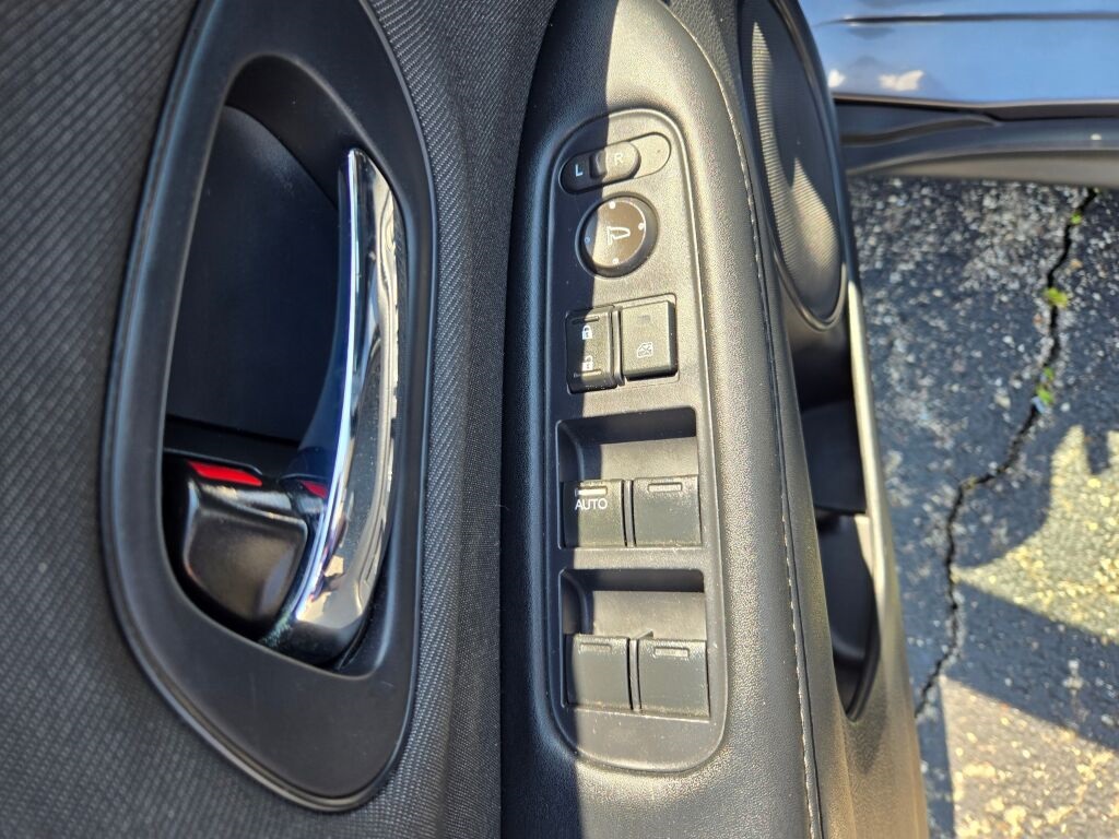 2022 Honda HR-V LX photo 17