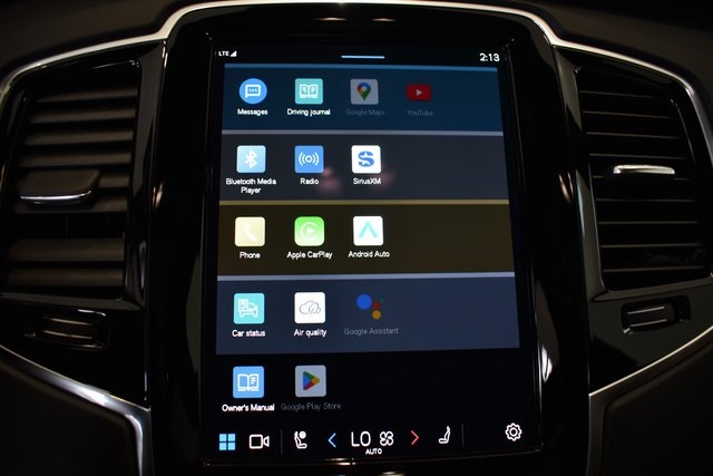 2023 Volvo XC90 Ultimate photo 19