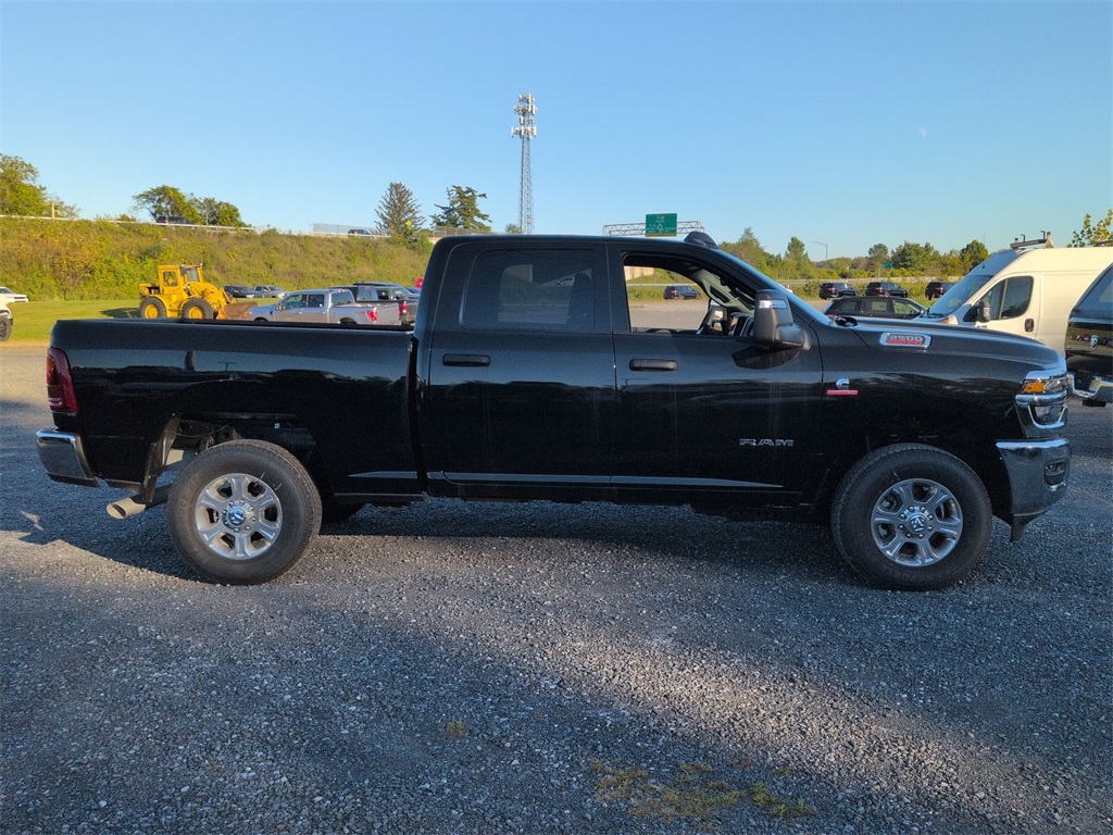2025 Ram 2500 Big Horn photo 2