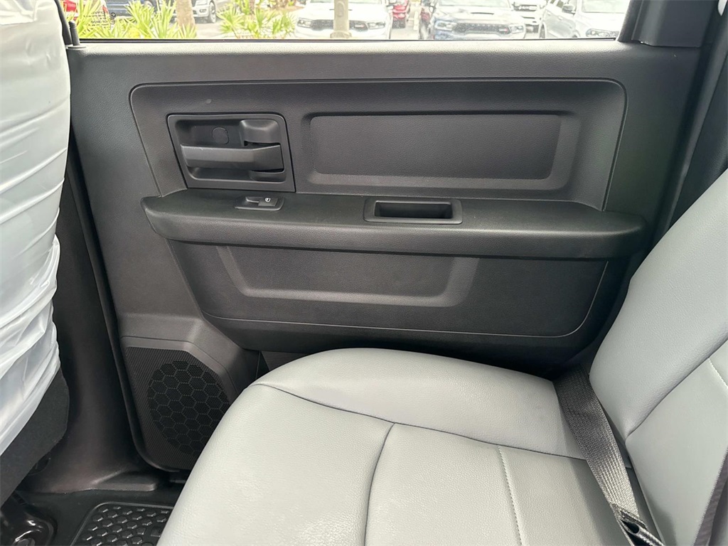 2024 Ram 2500 Tradesman photo 14