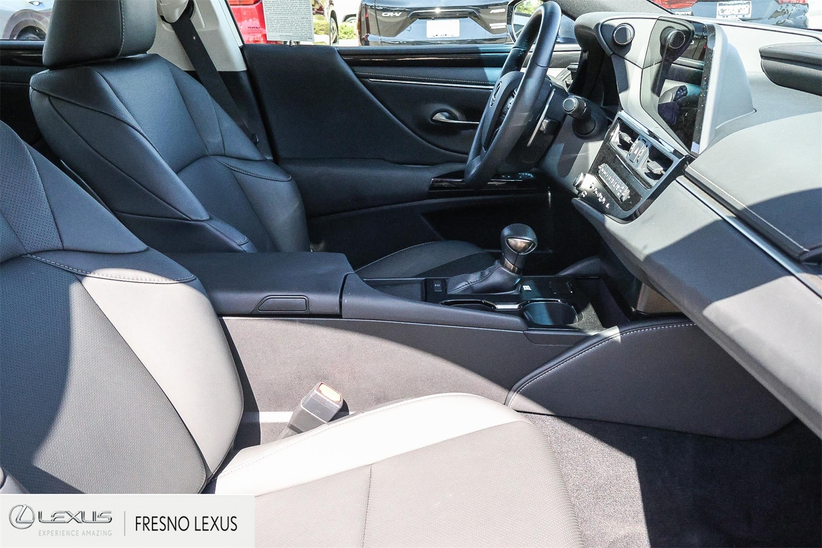 2025 Lexus ES 350 photo 12