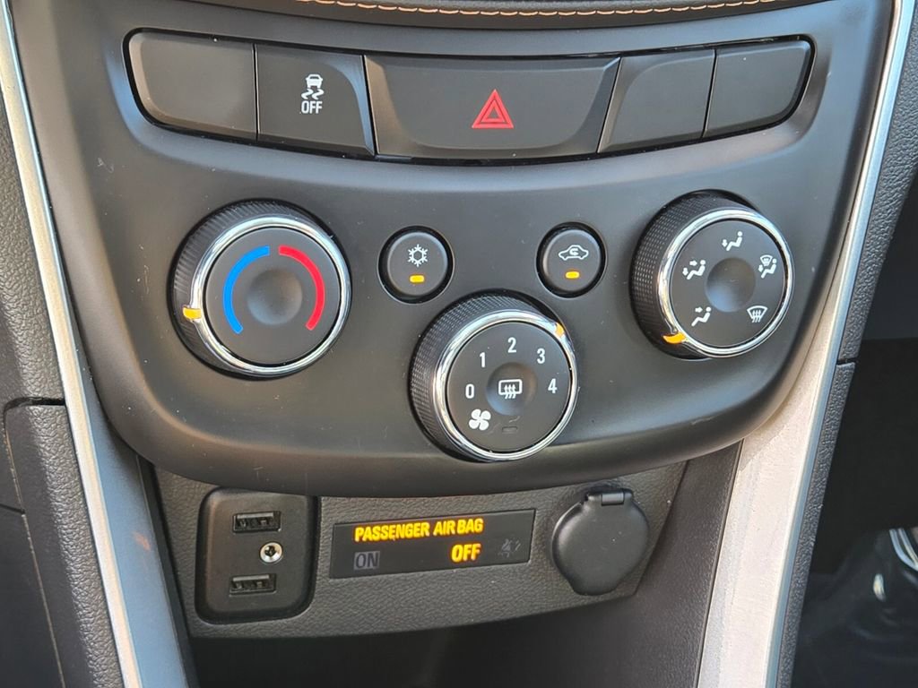 2022 Chevrolet Trax LT photo 20