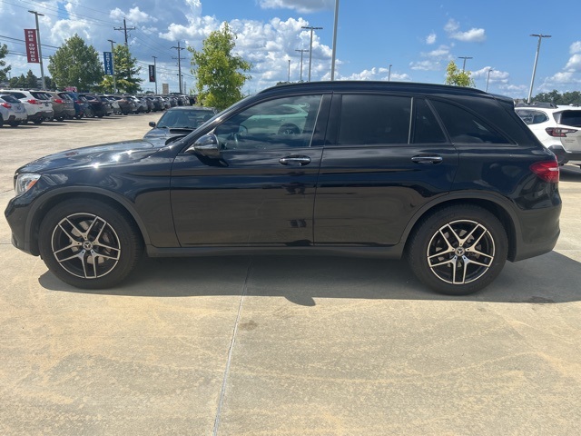 2017 Mercedes Benz GLC 300 photo 4