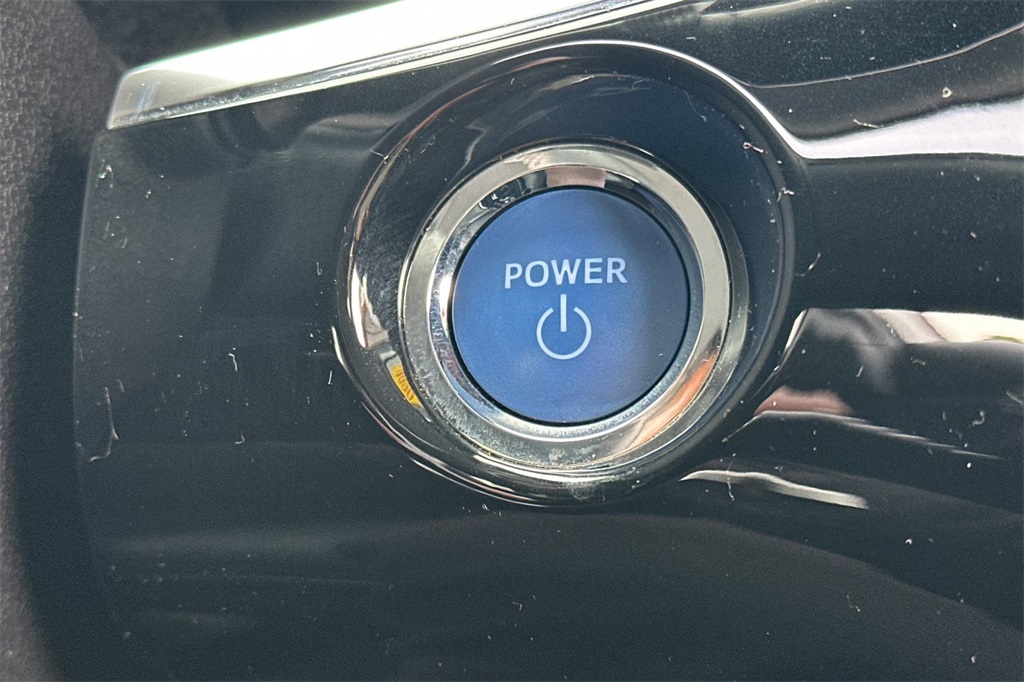 2020 Toyota Prius Prime XLE photo 20