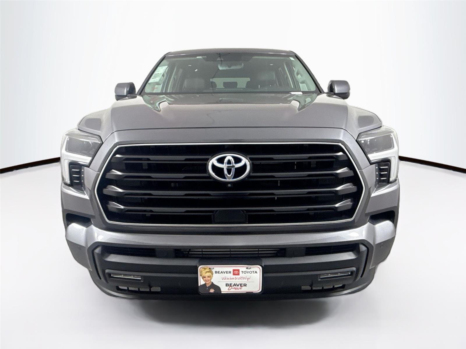 2024 Toyota Sequoia SR5 photo 3