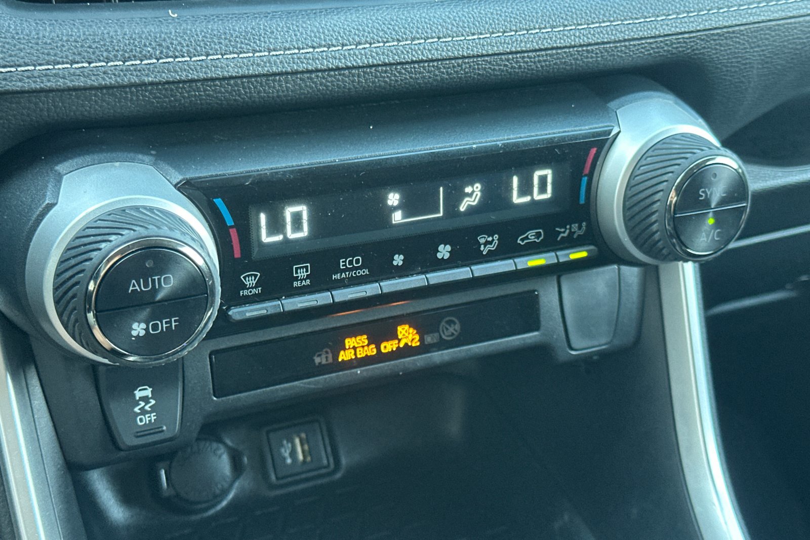 2023 Toyota RAV4 Hybrid LE photo 20
