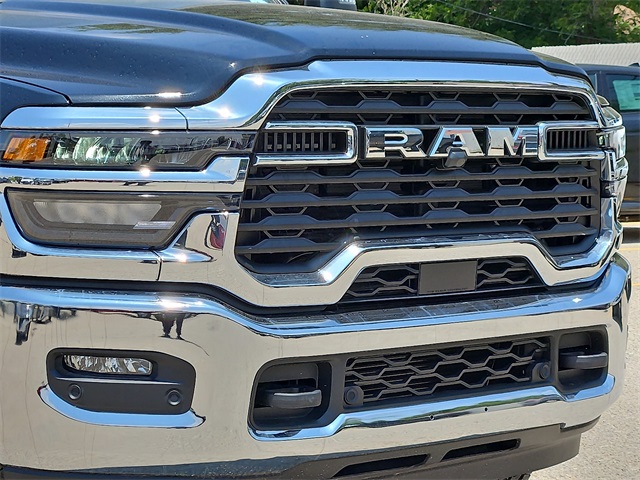 2025 Ram 2500 Big Horn photo 7