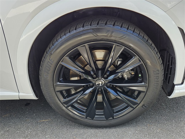 2023 Lexus RX 500h F SPORT Performance photo 17