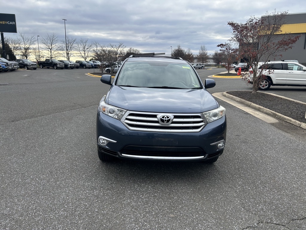 2012 Toyota Highlander SE photo 2