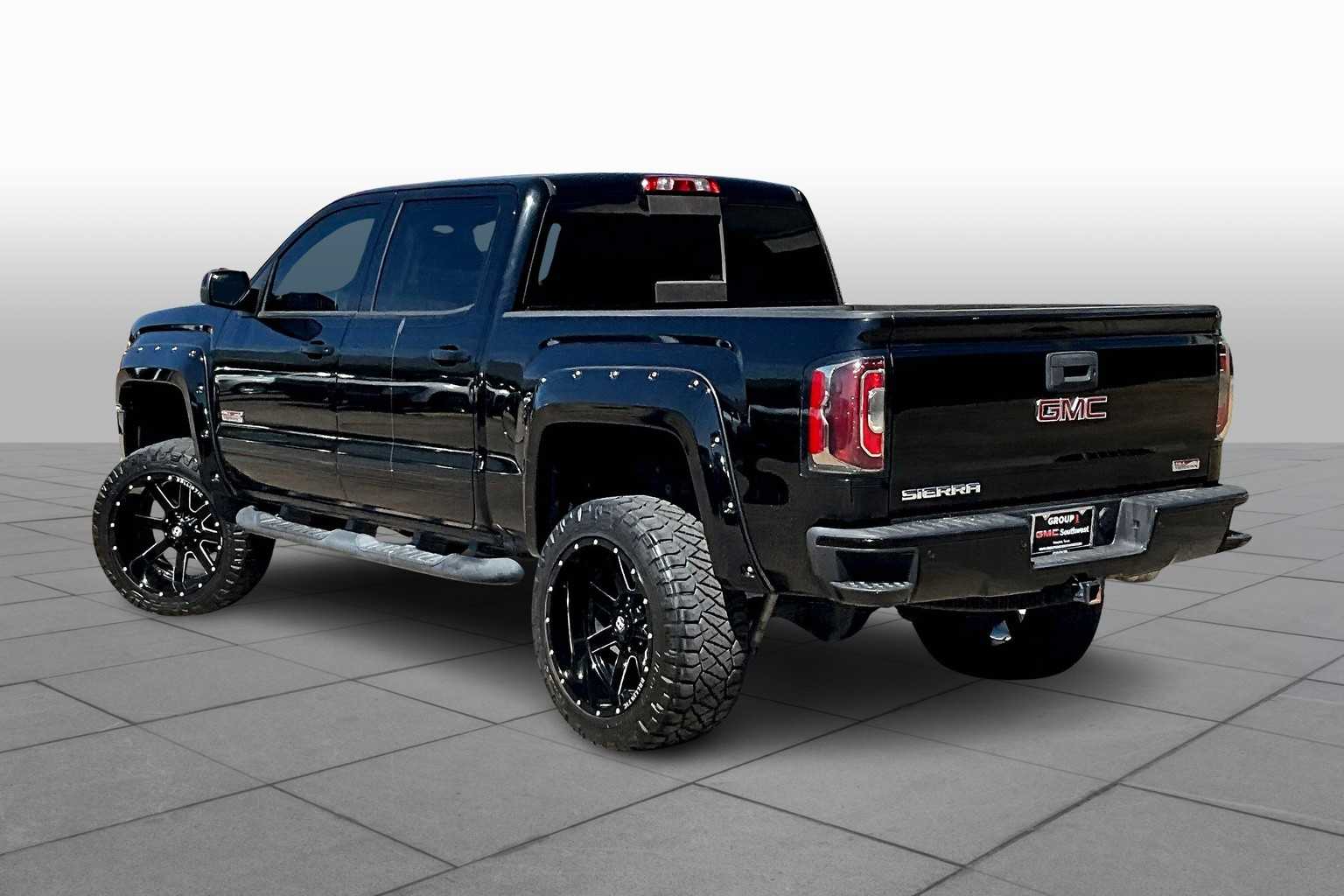 2017 Gmc Sierra 1500 SLT photo 11